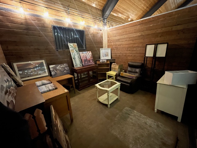 Rustic Art And Furniture Display